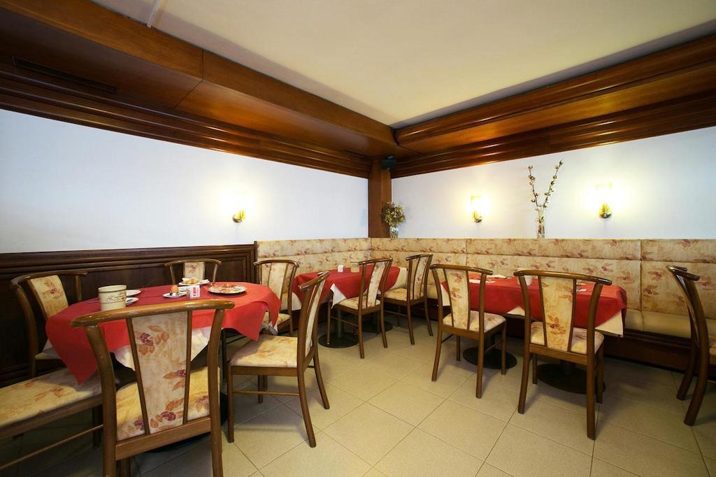 Residence Hotel Fever Ортизей Екстериор снимка