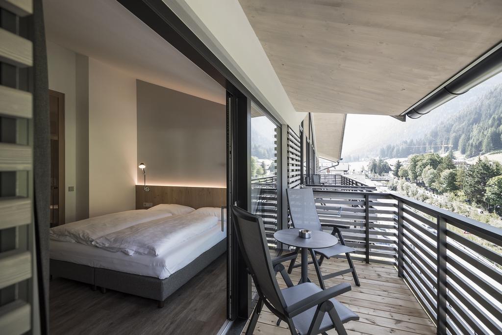 Residence Hotel Fever Ортизей Екстериор снимка