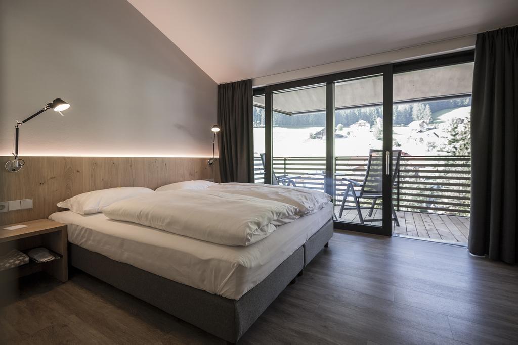 Residence Hotel Fever Ортизей Екстериор снимка
