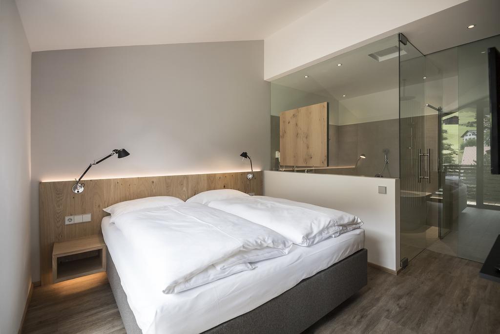 Residence Hotel Fever Ортизей Екстериор снимка